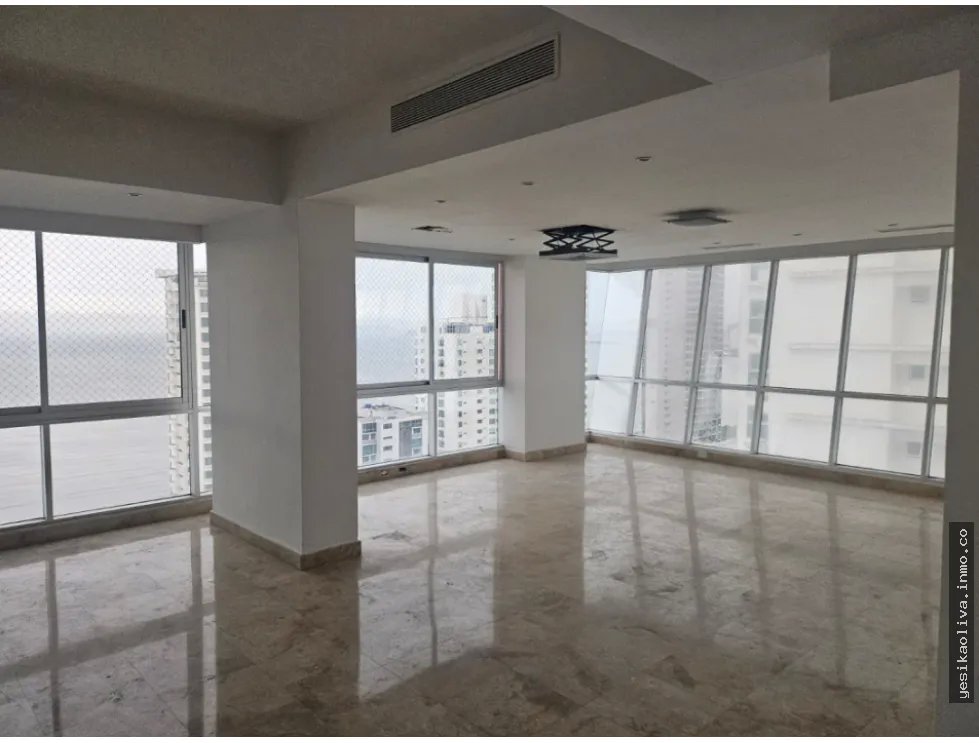 Venta de Apartamento en Costa Del Este