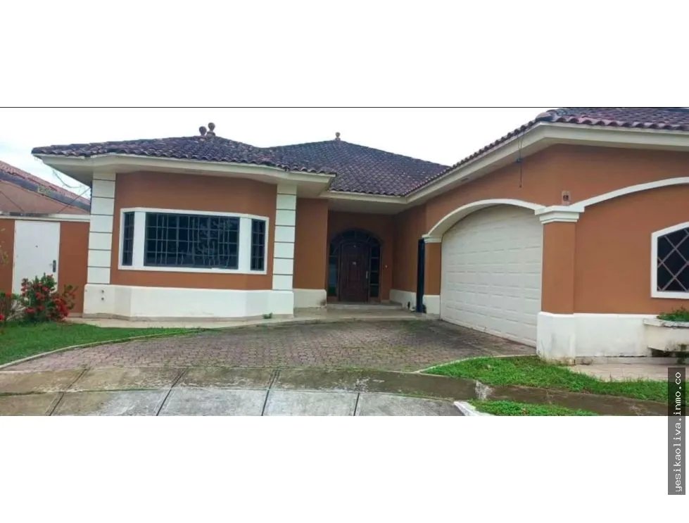 Residence for Sale in Costa Sur
