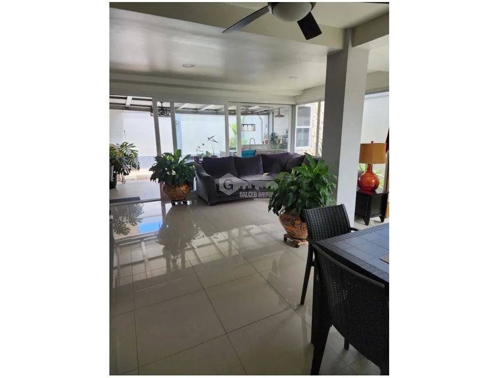 SE VENDE CASA 300 M2 EN COSTA VERDE PH ROLLING HILLS 2 NIVELES