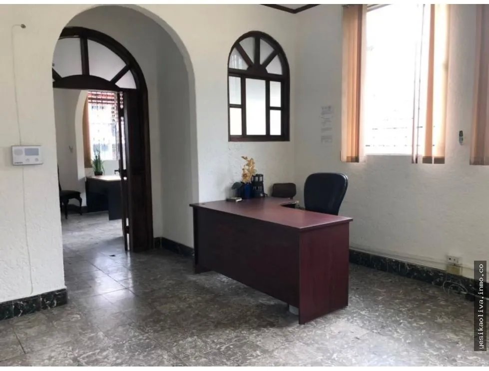Alquiler de local comercial en Perejil, Calidonia