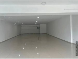 Alquiler de local comercial en Vía España - Planta Baja
