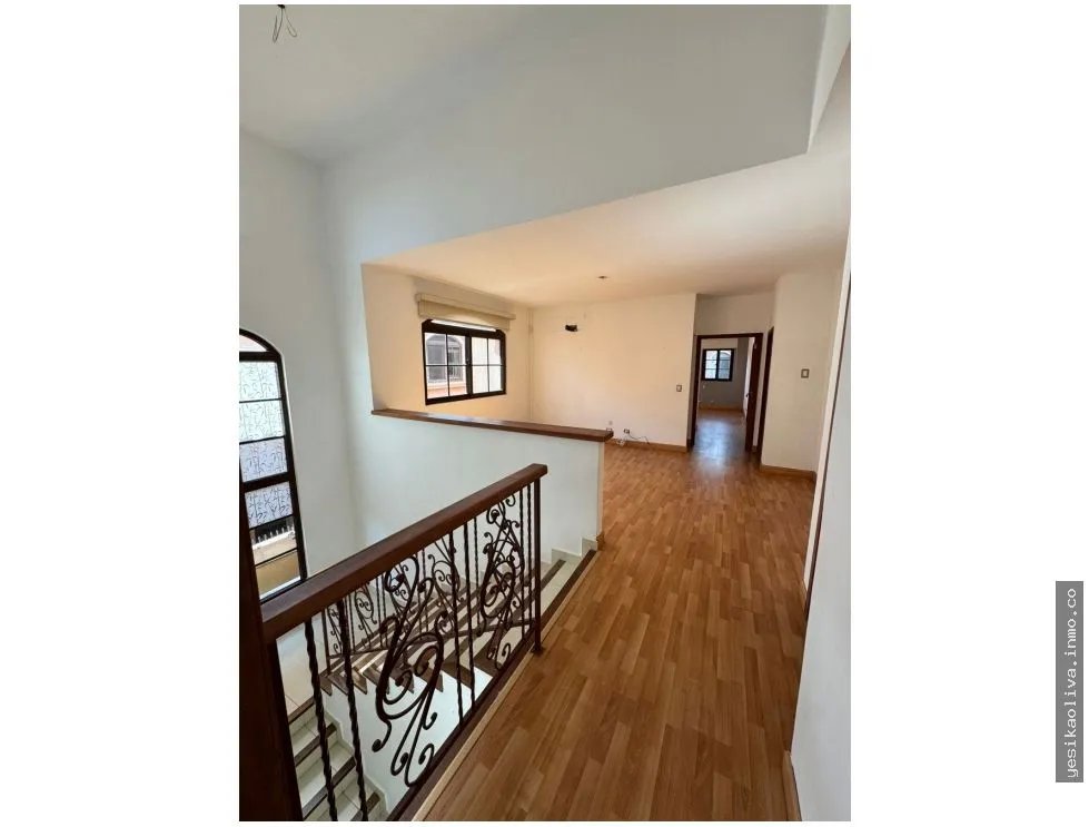 House for Sale in Costa Sur