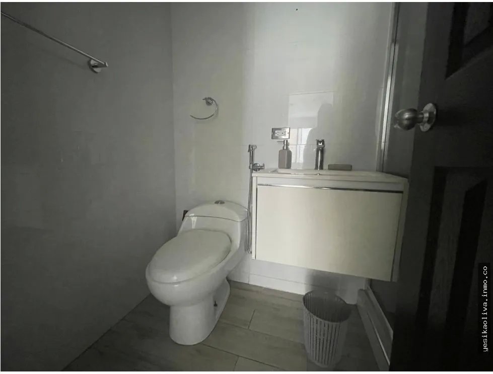 Apartment Sale in Parque Lefevre