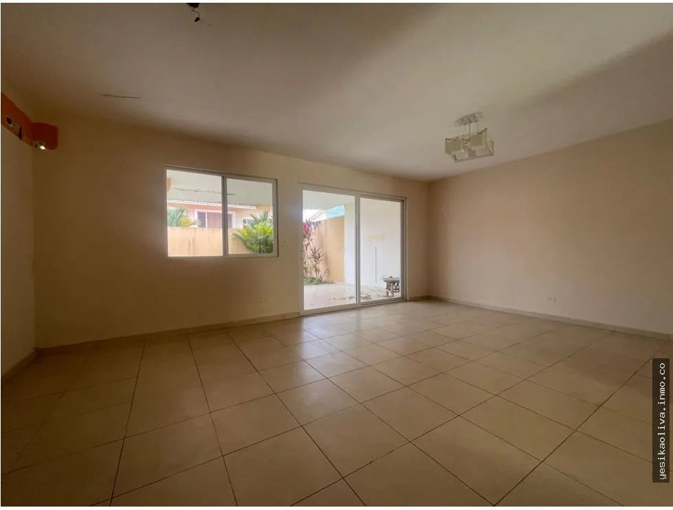 Venta de residencia en Brisas del Golf