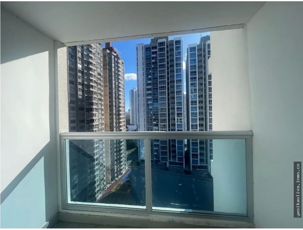 Sale of Apartment in San Francisco, Carrasquilla