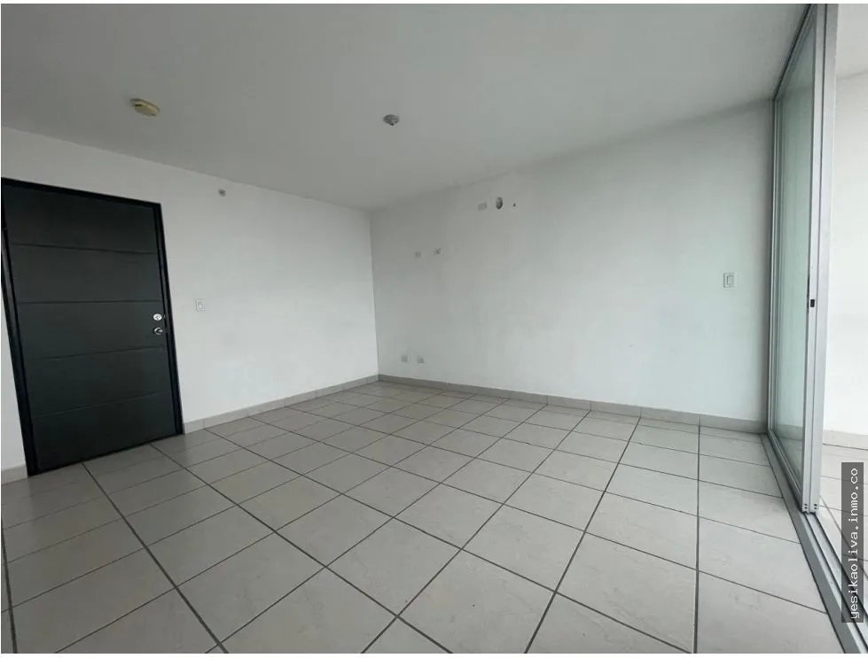 Apartment for Sale in Parque Lefevre