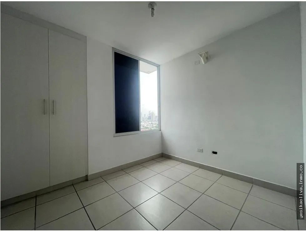 Venta de apartamento en Parque Lefevre