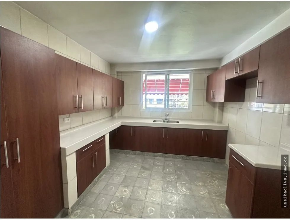 Alquiler de apartamento en Vía Argentina