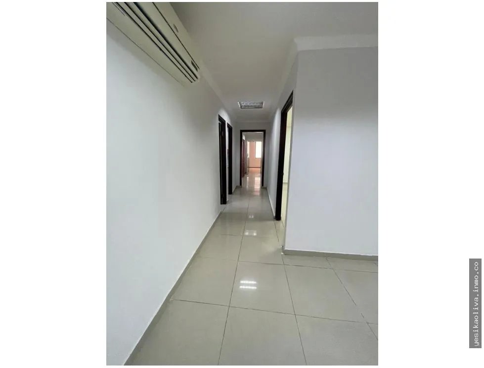 Venta de oficina en Avenida Balboa