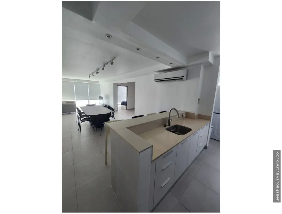 Venta de penthouse en Punta Pacifica