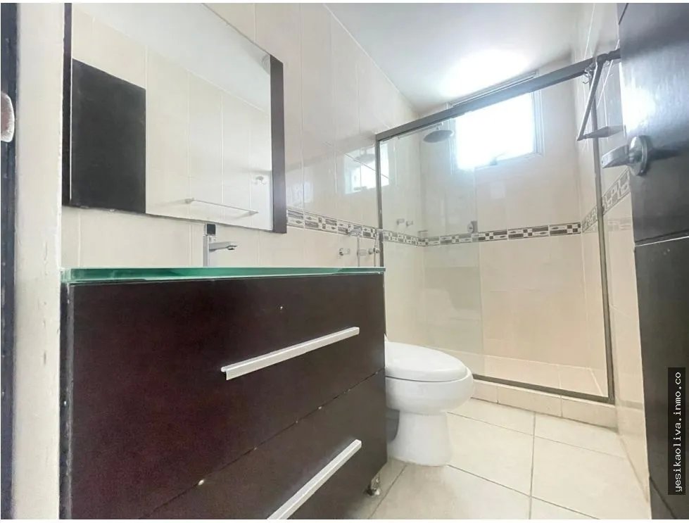 Apartment for Sale in Clayton