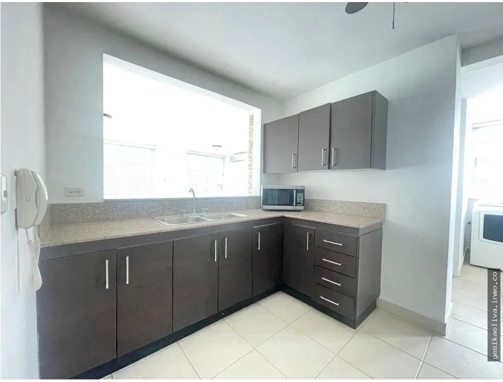 Apartment for Sale in Clayton