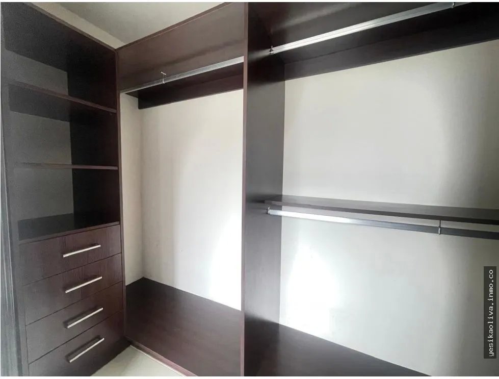 Venta de apartamento en Condado del Rey, Betania