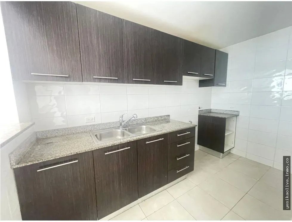 Venta de apartamento en Plaza Edison, Betania