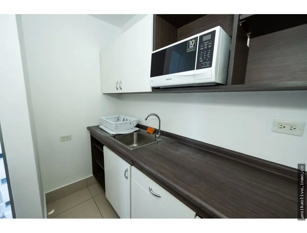 Office Rental on Avenida Balboa