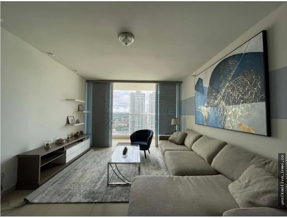 Apartamento en alquiler amoblado en Costa del Este