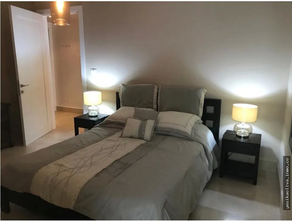 Oceanview Apartment Rental on Avenida Balboa