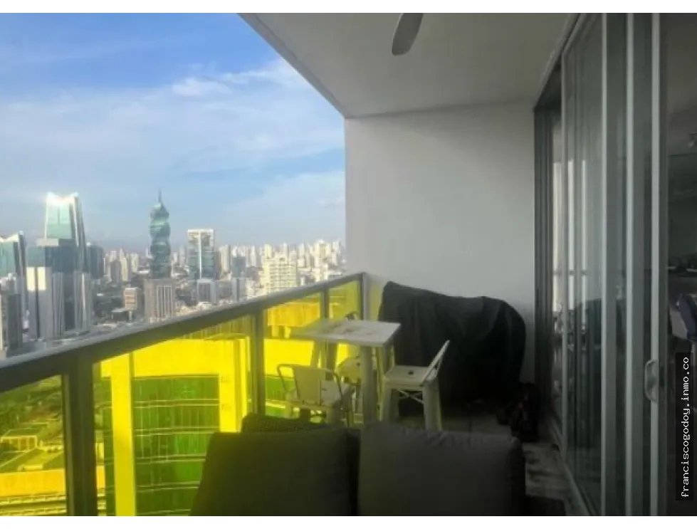 Apartamento en Venta en Avenida Balboa