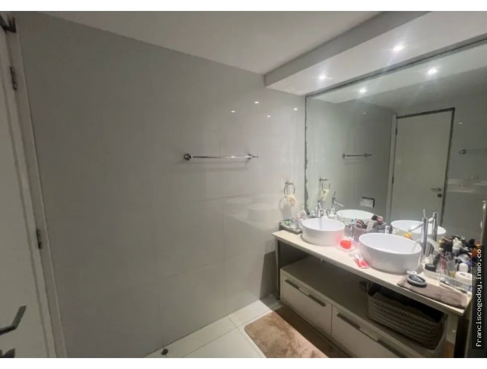 Apartamento en Venta en Avenida Balboa