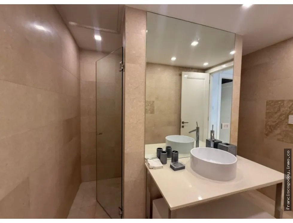 Apartamento en Venta en Avenida Balboa