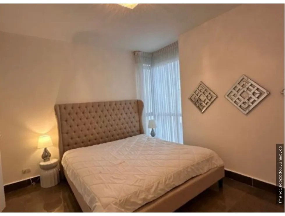 Apartamento en Venta en Avenida Balboa