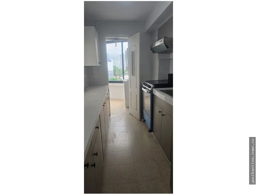 Venta y Alquiler de apartamento en Paitilla