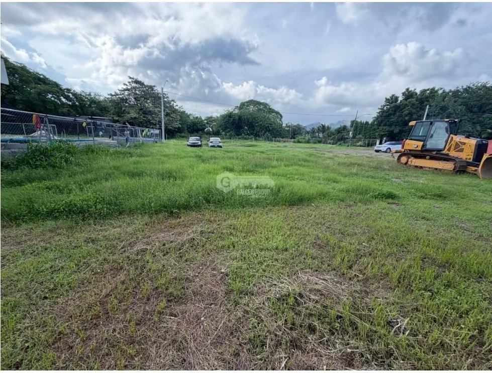 GORGONA / PLAYA MALIBU / 550M / FLAT LAND / 1 MINUTE FROM BEACH