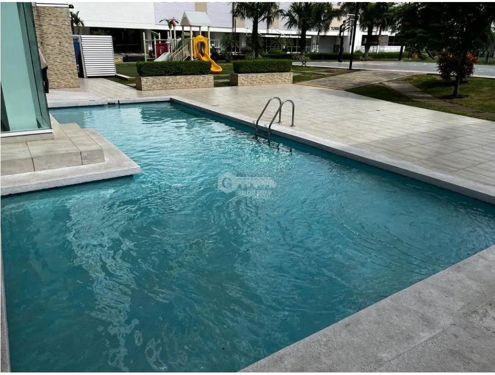 SPACIOUS APARTMENT FOR SALE CONDADO DEL REY KINGS PARK 85M WITH BALCONY