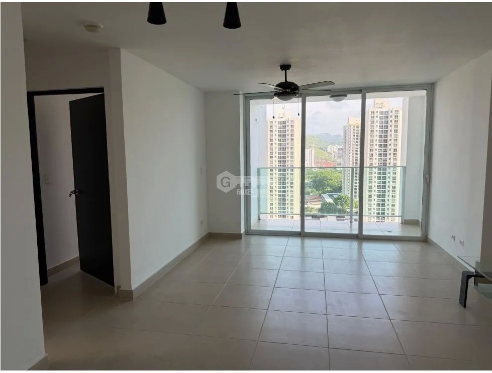 CONDADO DEL REY / KINGS PARK / 85M / 2 BEDROOM / 2 BATHROOM / BALCONY