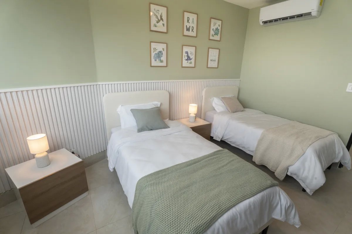 ¡Frente al Mar! Apartamento en Ocean Waves, Playa Malibú (97m²) – $250,000