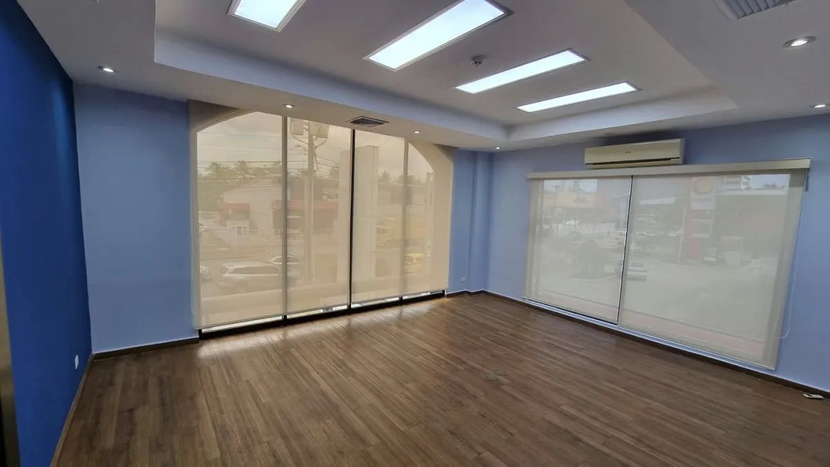 Edificio Corporativo con Ofi-Bodega de 1,500 m² Costa del Este  Av. Centenario