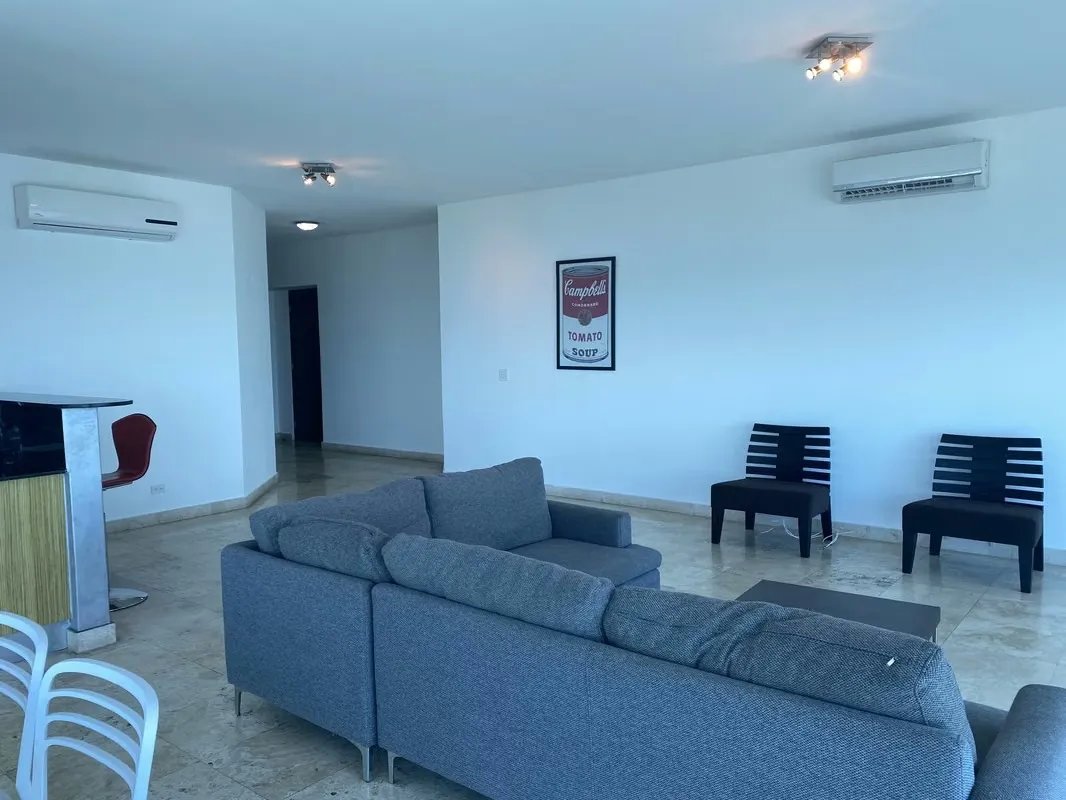 Espectacular Apto de 193 m² en Avenida Balboa Vista Panorámica
