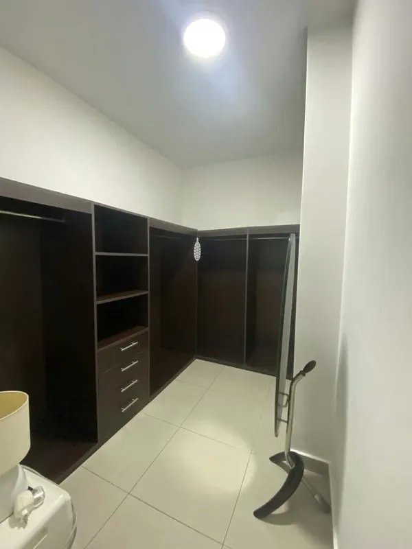 Espectacular Apto de 193 m² en Avenida Balboa Vista Panorámica