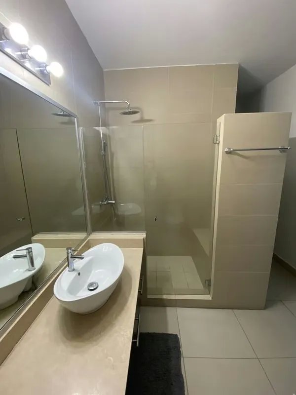Espectacular Apto de 193 m² en Avenida Balboa Vista Panorámica