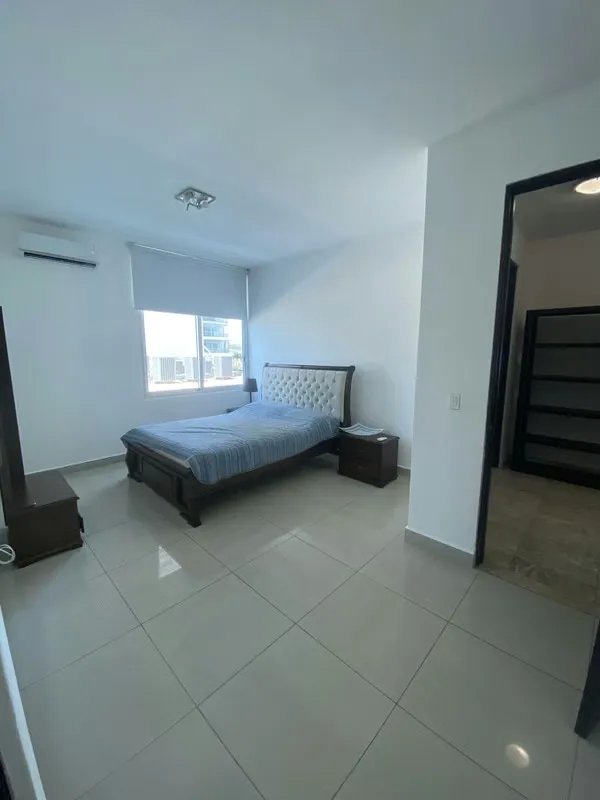 Espectacular Apto de 193 m² en Avenida Balboa Vista Panorámica