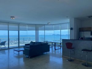 Espectacular Apto de 193 m² en Avenida Balboa Vista Panorámica