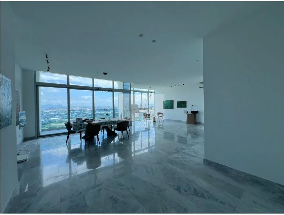 LUXURY APARTMENT FOR SALE AT THE IVY – SANTA MARÍA