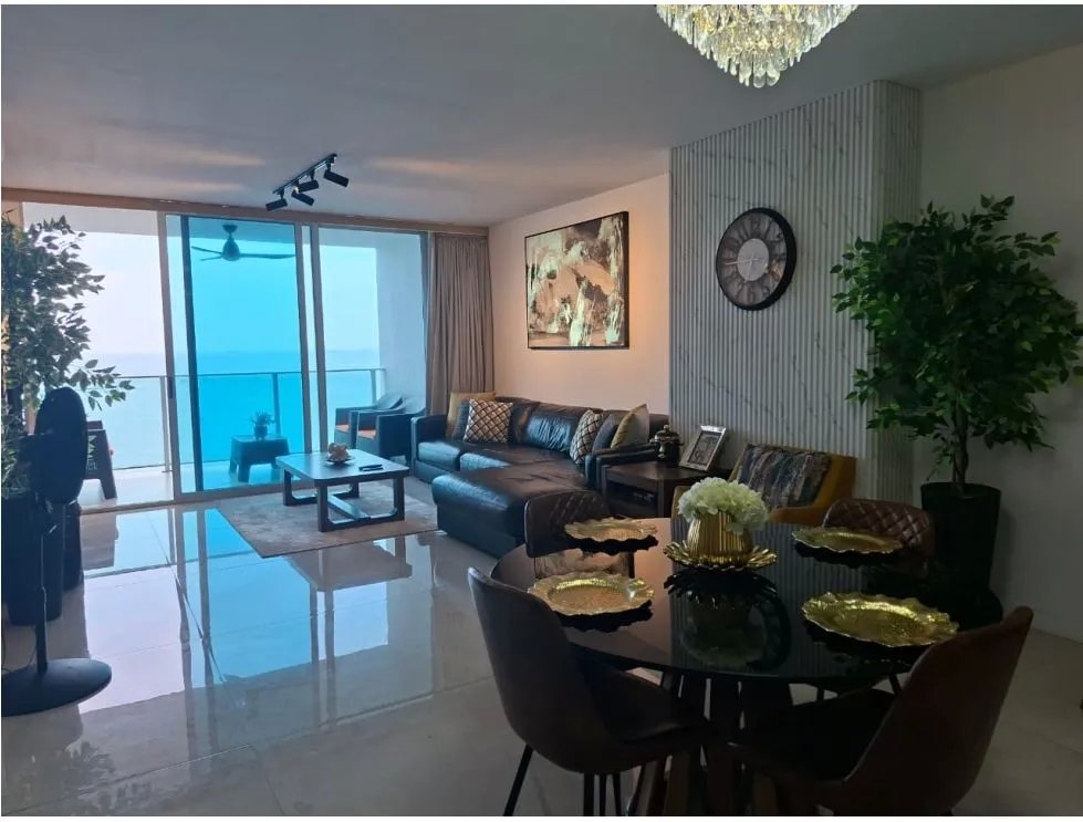 AVE. BALBOA / H2O ON THE OCEAN / 96M / 2 BEDROOMS / FURNISHED