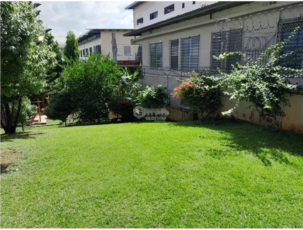 House for Sale in Betania Club X, 1,100M², 4 Bedrooms, 1R4 Zoning
