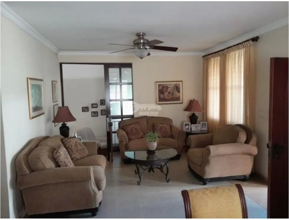 BETANIA / CLUB X / 1,100M / 4 BEDROOMS / ZONING 1R4 / INVESTMENT OPPORTUNITY