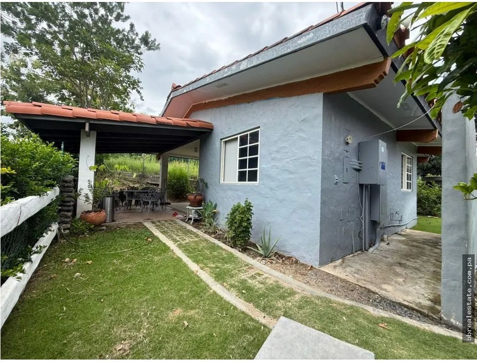 Sale of House at Coronado Golf Club, Coronado Beach