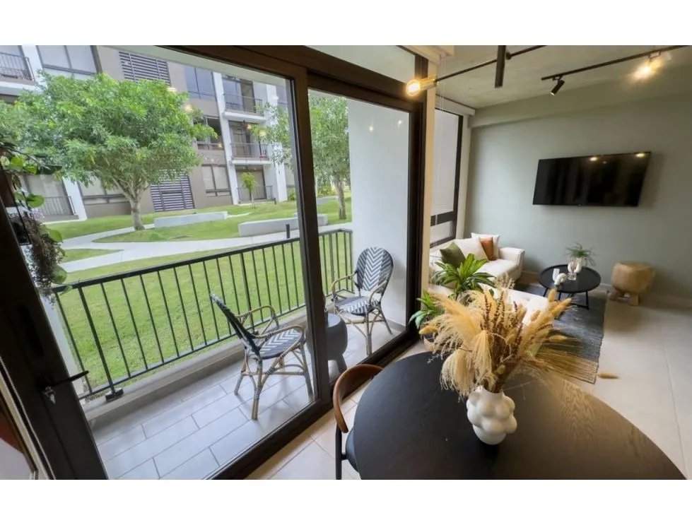 Alquiler de apartamento amoblado en Paseo del norte. LM