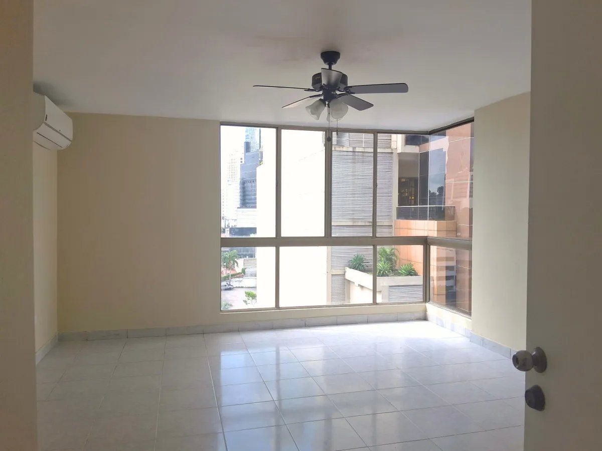 Apartamento a la venta en Tower One, Avenida Balboa