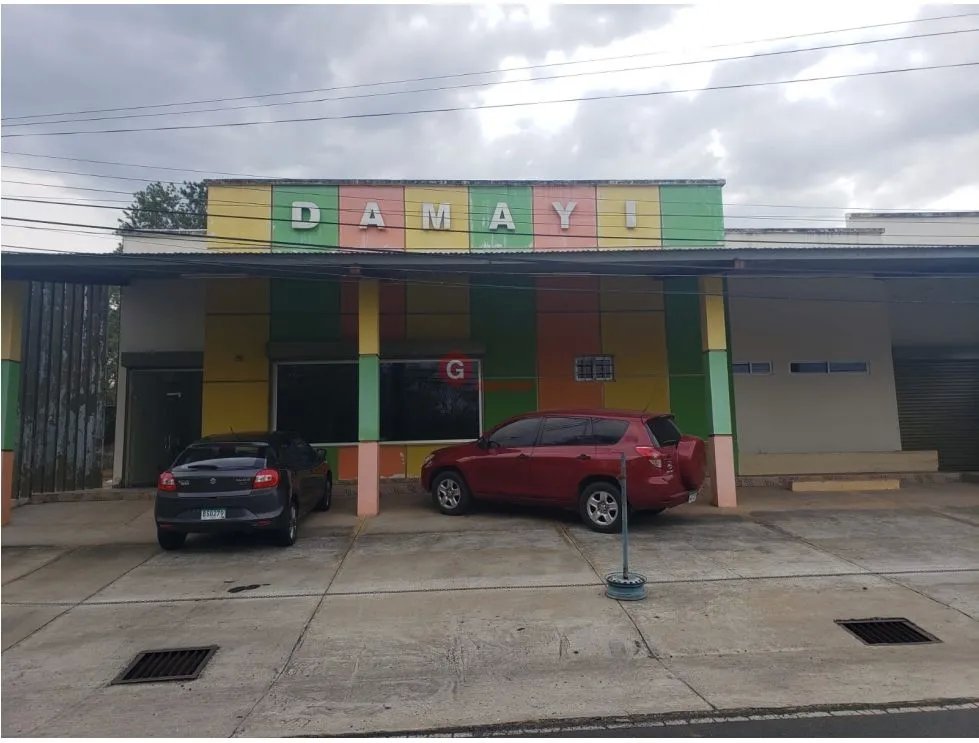 SANTIAGO / EDIF. ENTERO / 800M / LOCAL COMERCIAL CON GALERA