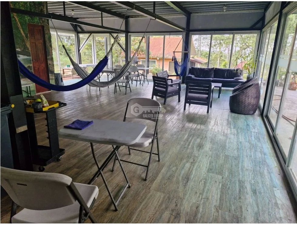 CERRO AZUL / 1000M2 / 4 HABIT / TERRAZA / JARDÍN / TOTALMENTE CERCADA