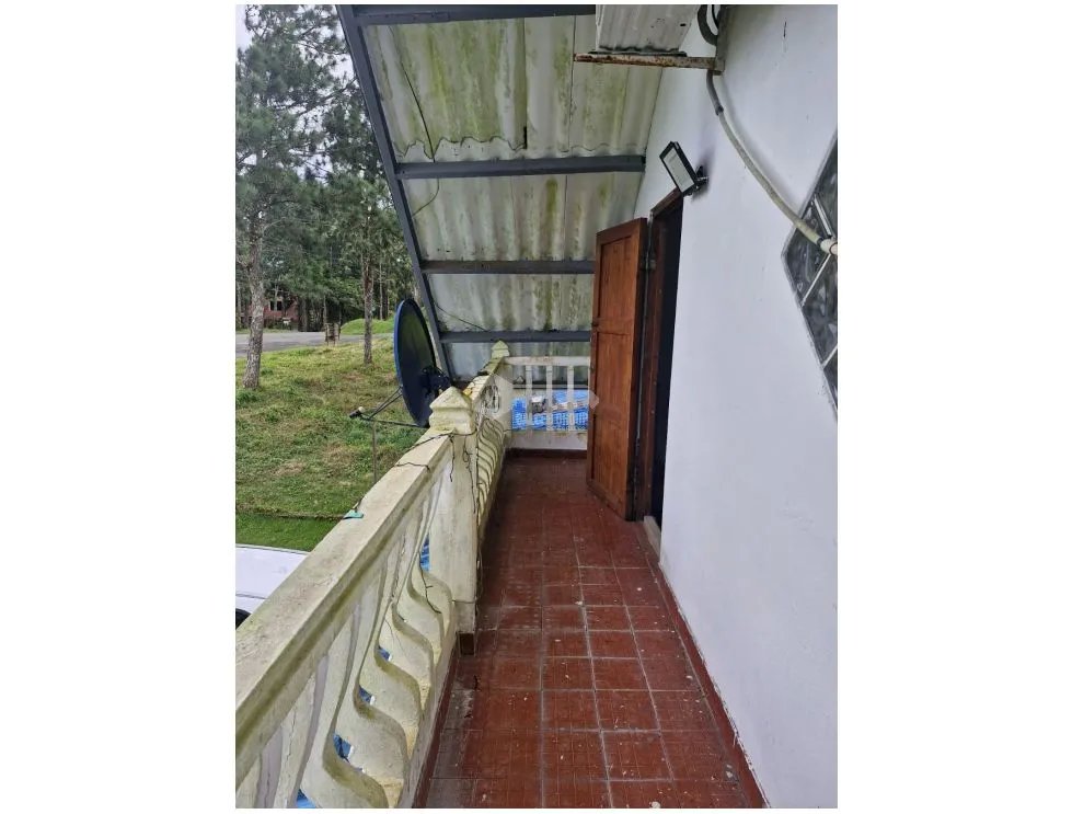 CERRO AZUL / 1000M2 / 4 HABIT / TERRAZA / JARDÍN / TOTALMENTE CERCADA