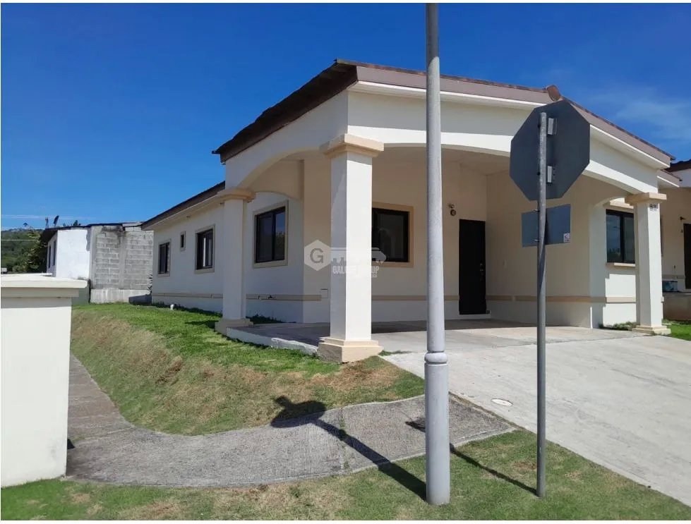 CHORRERA / PH LOS ESTABLOS / 3 BEDROOMS / 200 M2 / TERRACE / UNFURNISHED