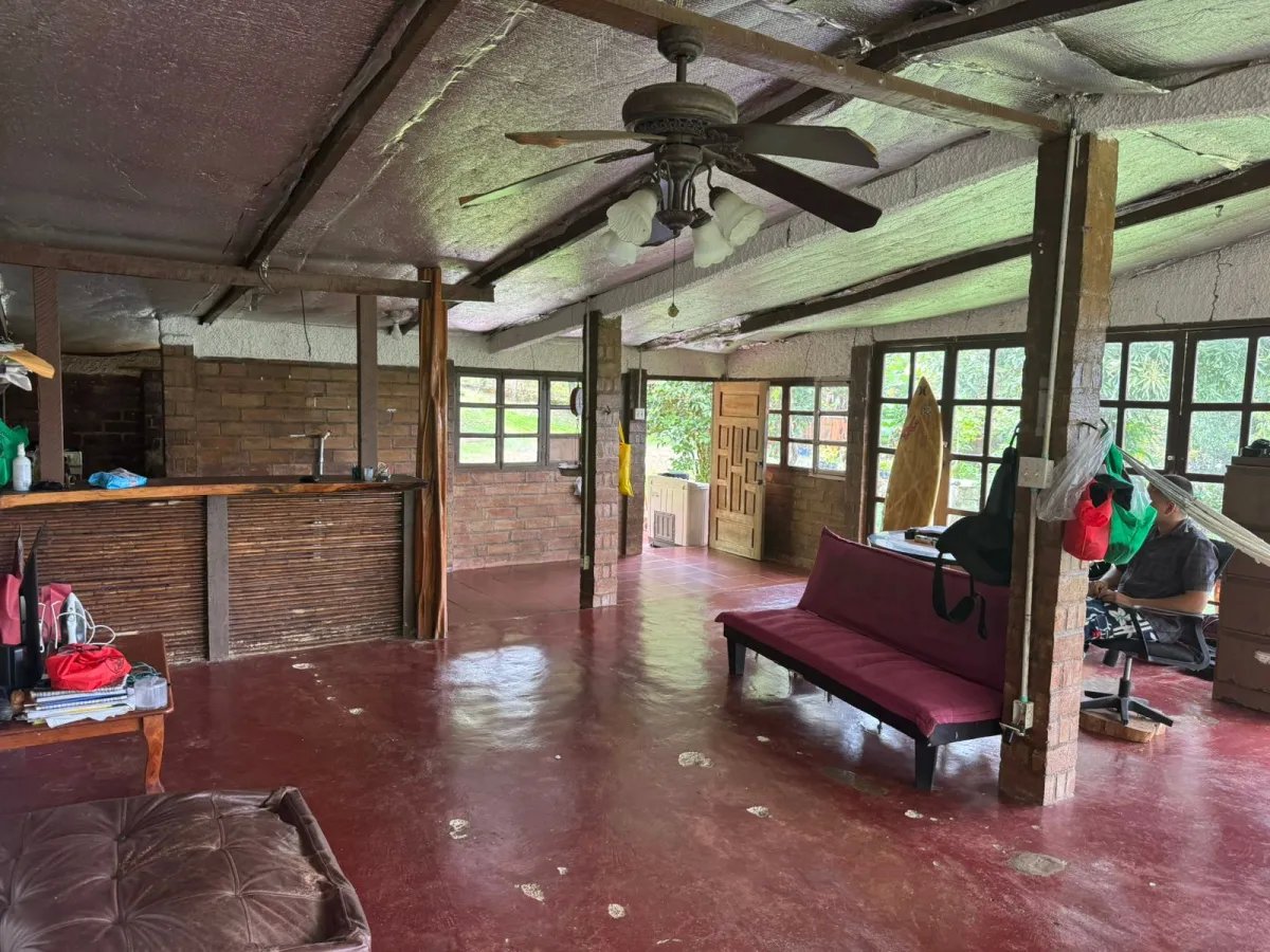 Casa en Venta en el Centro de Santa Fe, Veraguas – 1,899.55 m²