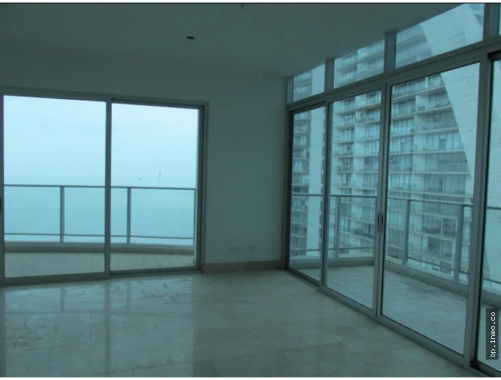 APARTAMENTO A LA VENTA EN PACIFIC VILLAGE, PUNTA PACÍFICA