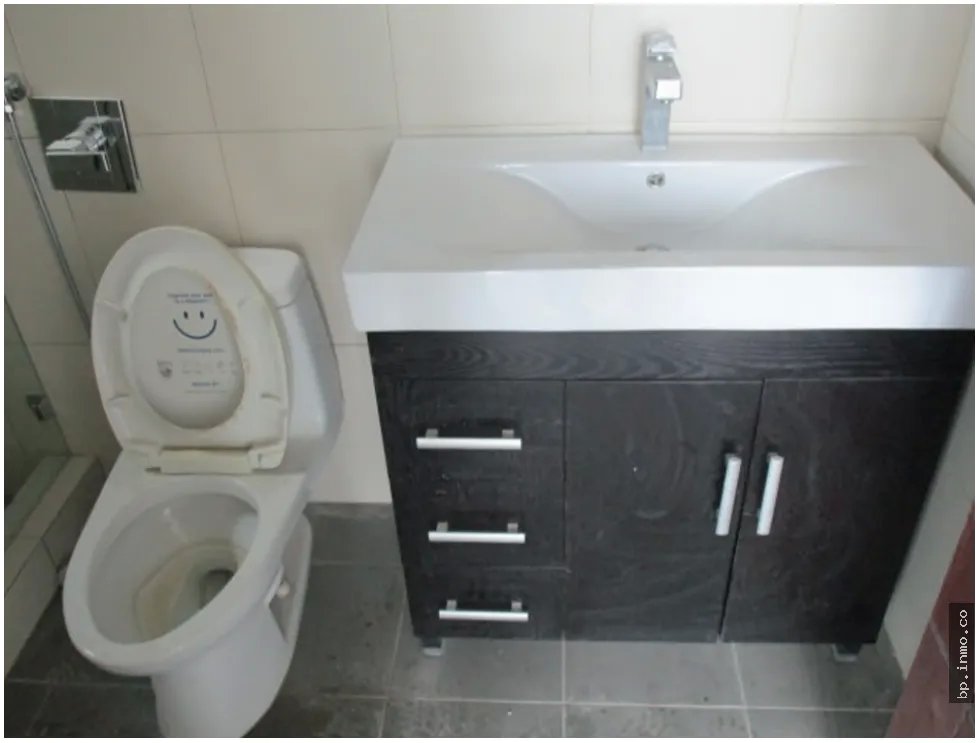 APARTAMENTO A LA VENTA EN PACIFIC VILLAGE